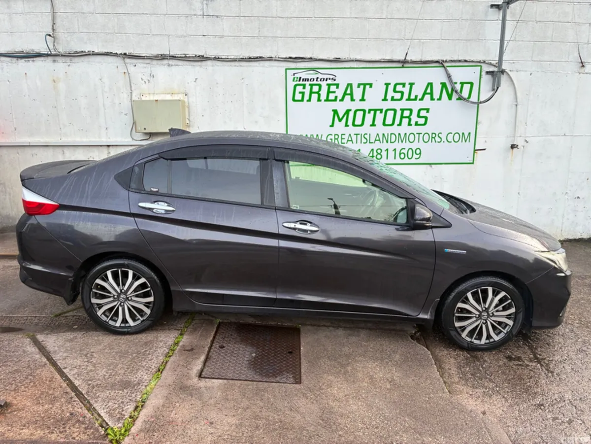 Honda Grace Saloon, Petrol Hybrid, 2019, Black