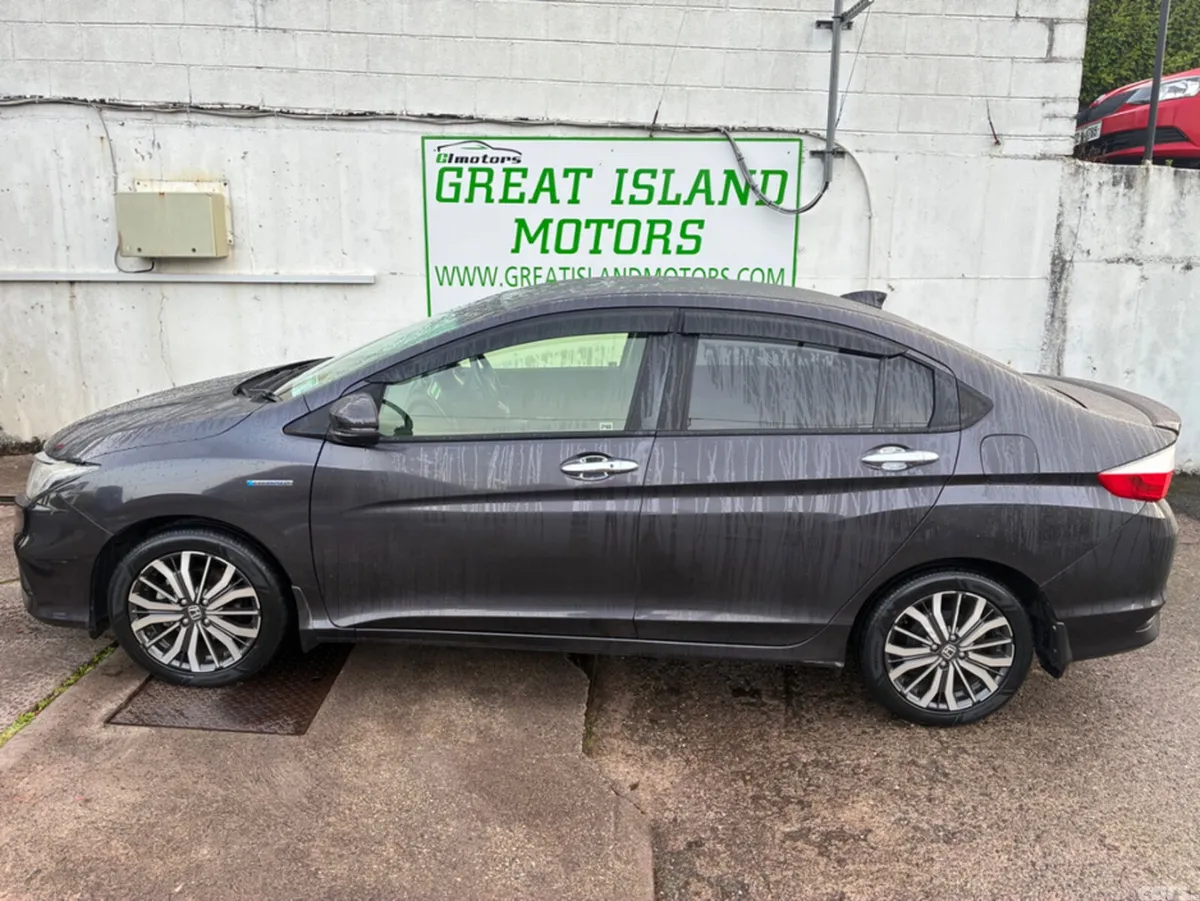 Honda Grace Saloon, Petrol Hybrid, 2019, Black