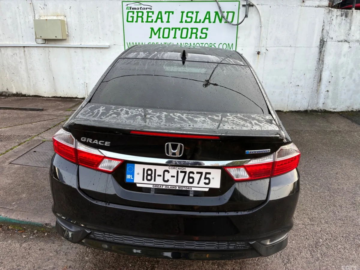 Honda Grace Saloon, Petrol Hybrid, 2018, Black