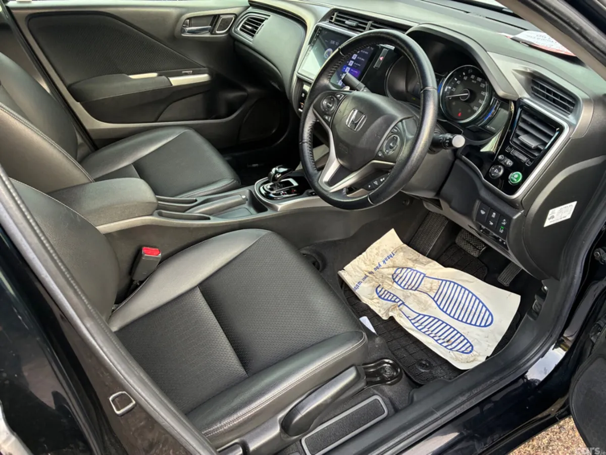Honda Grace Saloon, Petrol Hybrid, 2018, Black