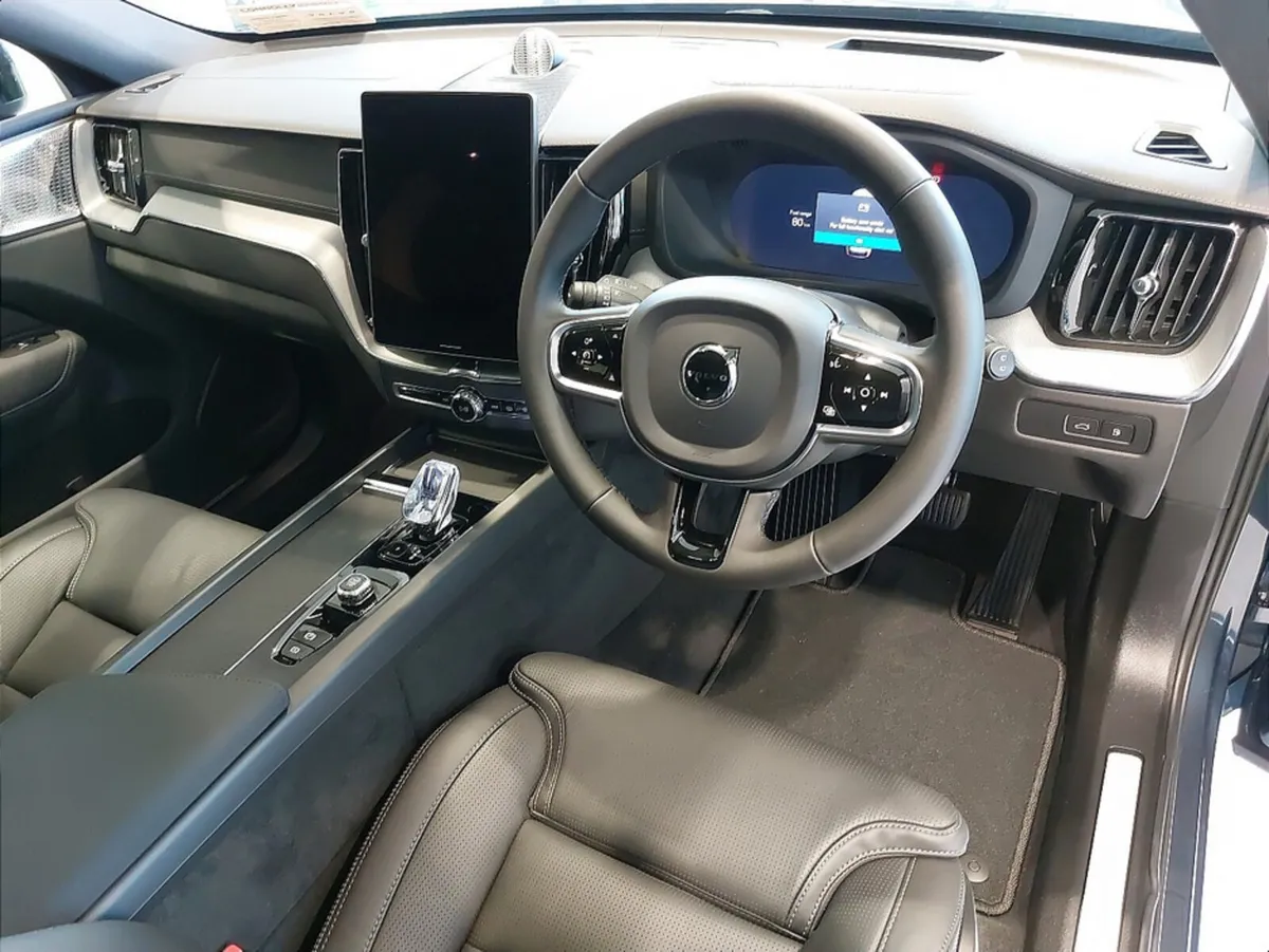 Volvo XC60 SUV, Petrol Plug-in Hybrid, 2026, Blue