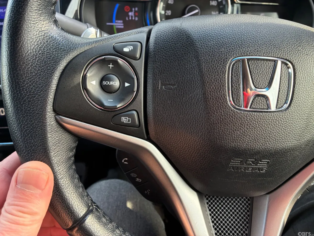 Honda Grace Saloon, Petrol Hybrid, 2018, Silver