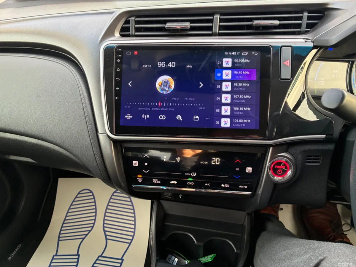 Honda Grace Saloon, Petrol Hybrid, 2018, Silver