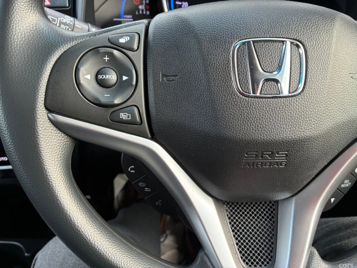 Honda Fit Hatchback, Petrol Hybrid, 2018, Silver