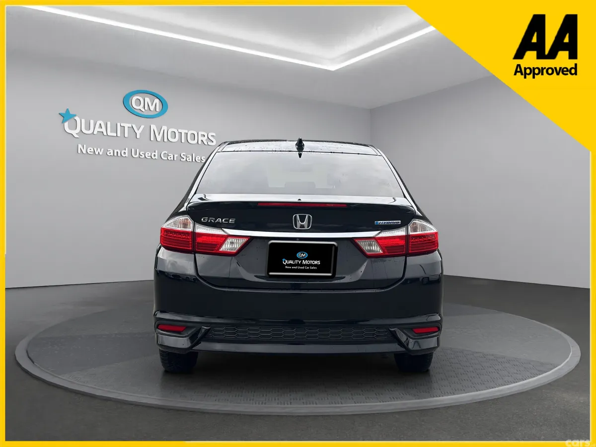 Honda Grace Saloon, Petrol Hybrid, 2018, Black