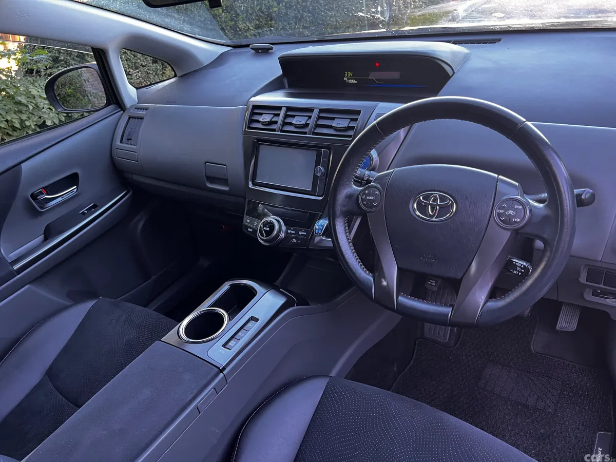 Toyota Prius MPV, Petrol Hybrid, 2014, Brown