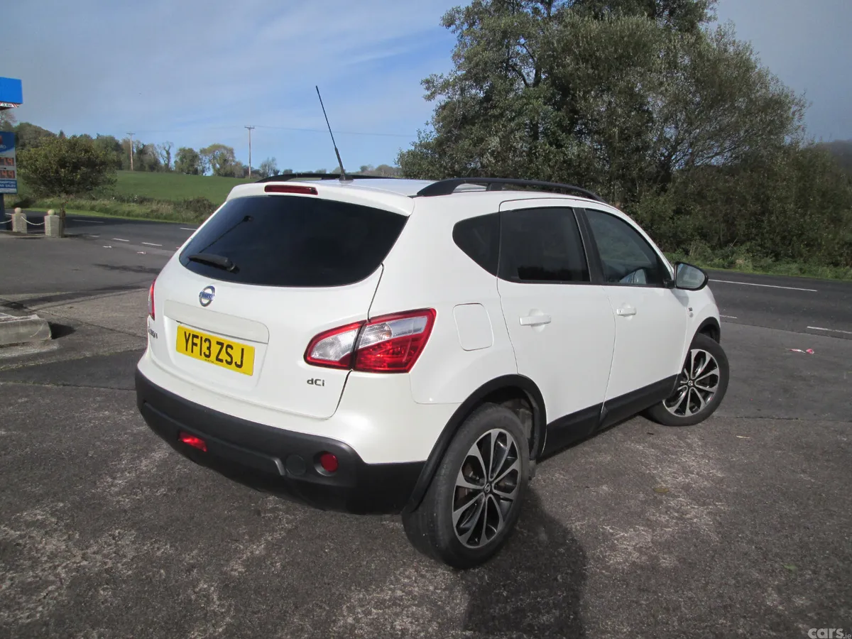Nissan Qashqai SUV, Diesel, 2013, White