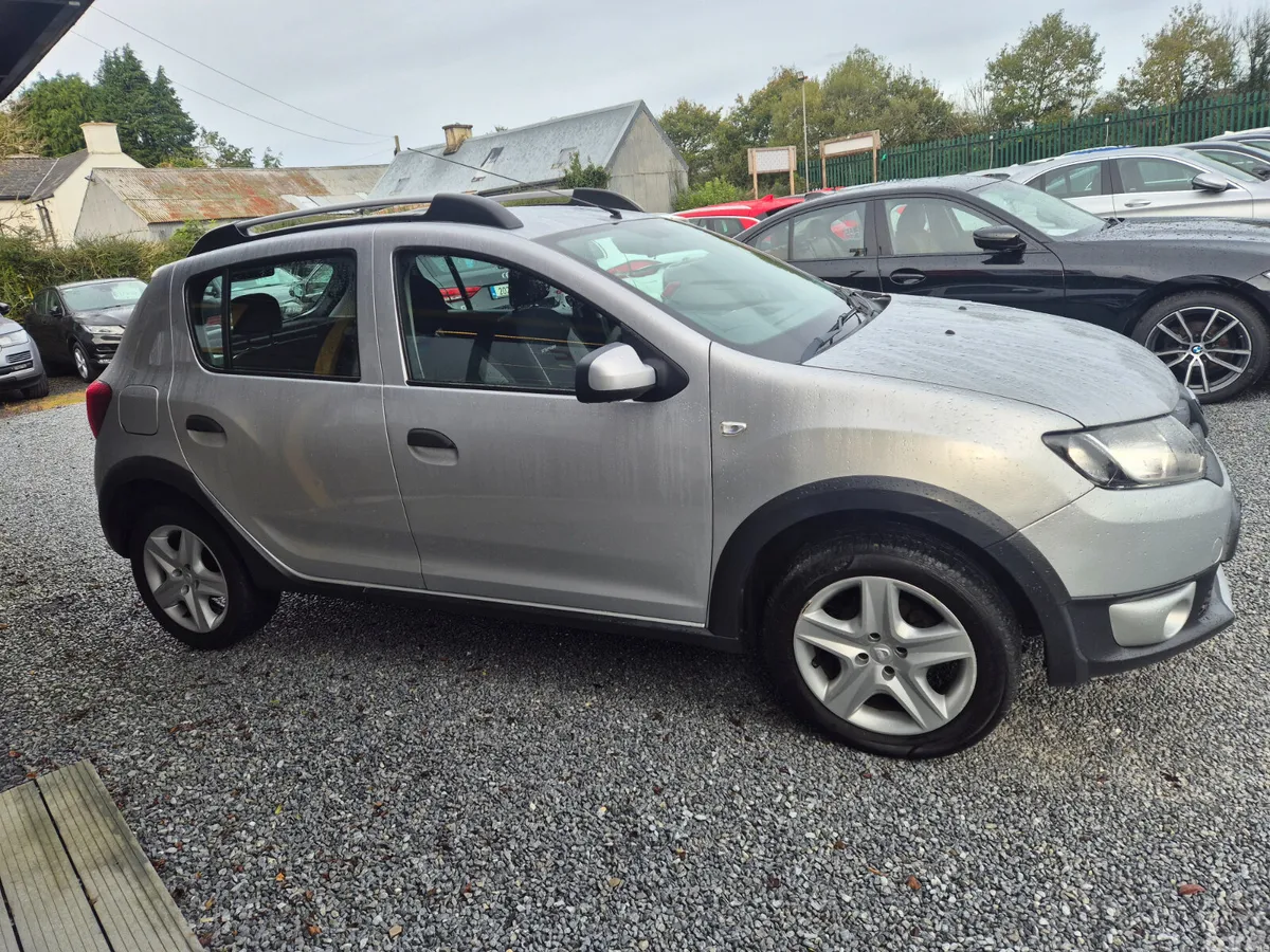 Dacia Sandero Stepway Hatchback, Diesel, 2015, Silver