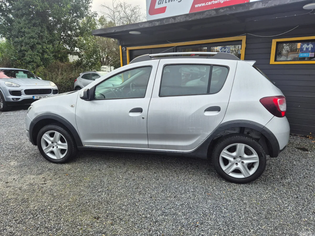 Dacia Sandero Stepway Hatchback, Diesel, 2015, Silver