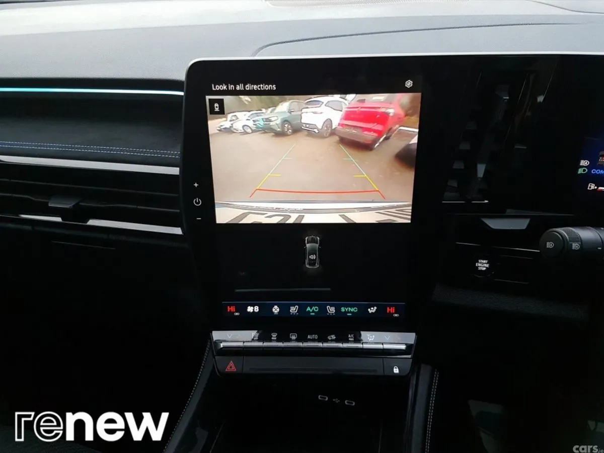 Renault Austral SUV, Petrol Hybrid, 2025, White