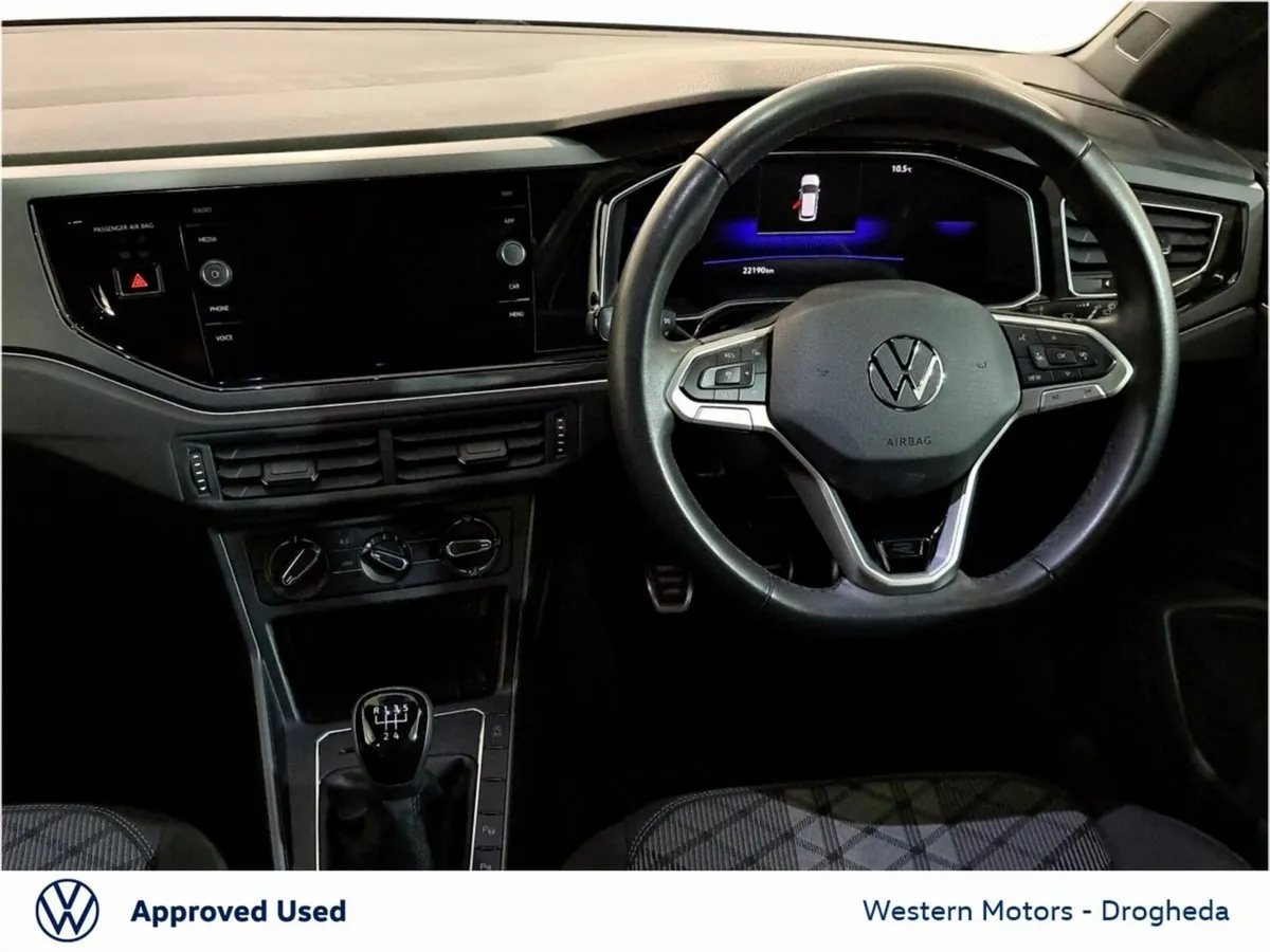 Volkswagen Polo Hatchback, Petrol, 2026, Blue