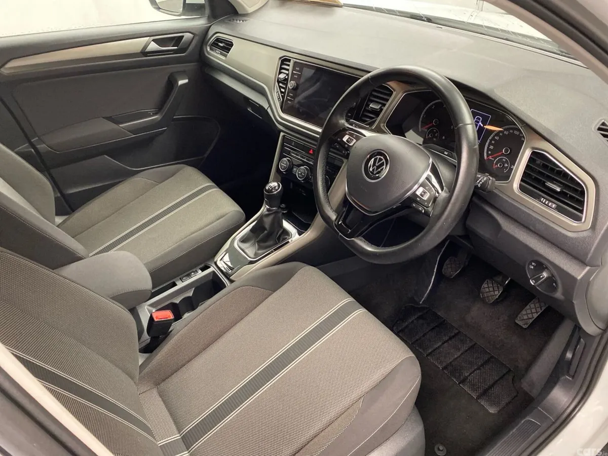 Volkswagen T-Roc SUV, Diesel, 2021, White