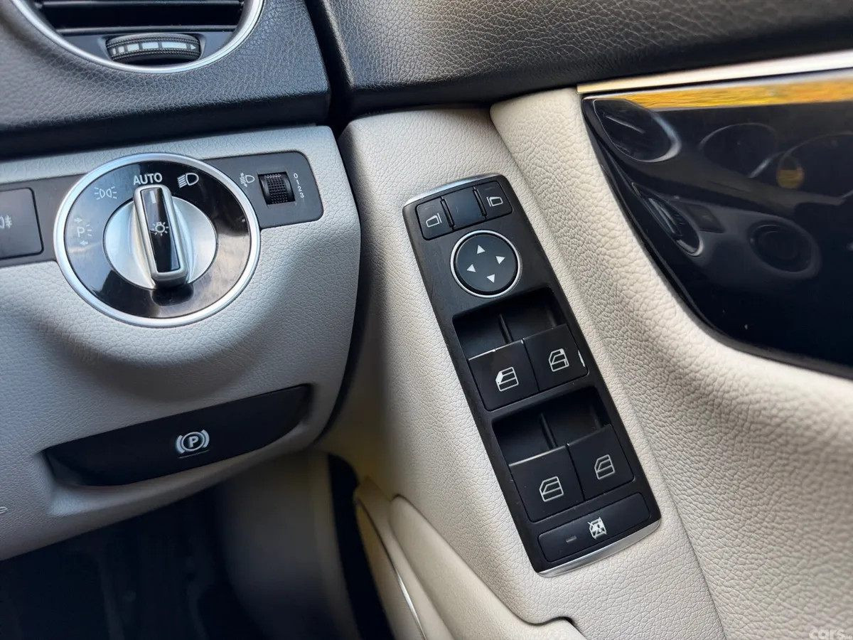 Mercedes-Benz C-Class Saloon, Petrol, 2014, Black