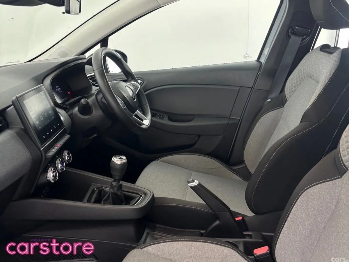Renault Clio Hatchback, Petrol, 2024, Grey