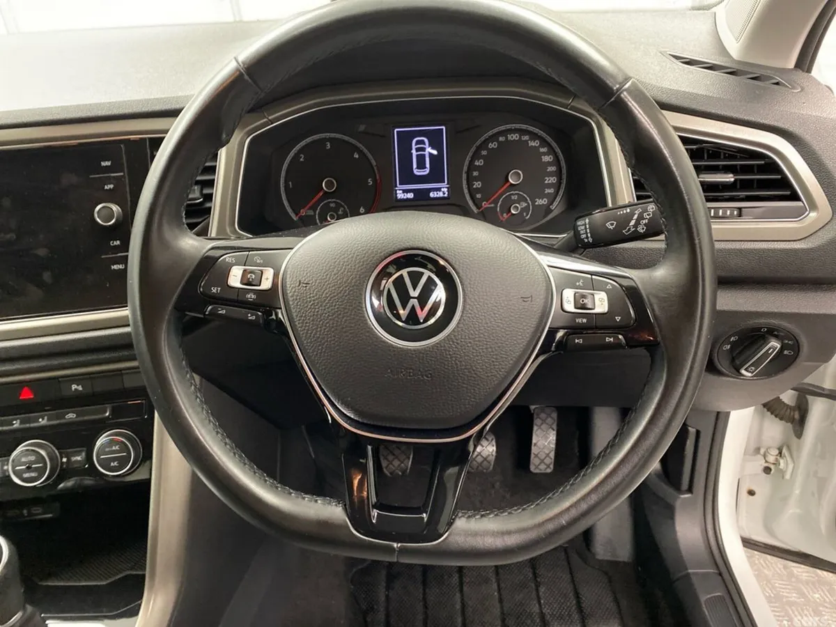Volkswagen T-Roc SUV, Diesel, 2021, White
