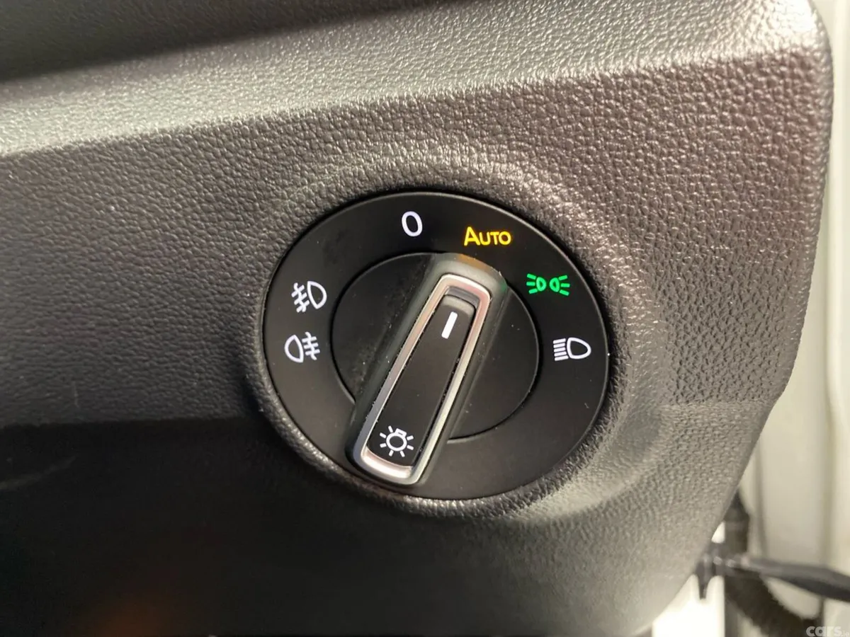 Volkswagen T-Roc SUV, Diesel, 2021, White