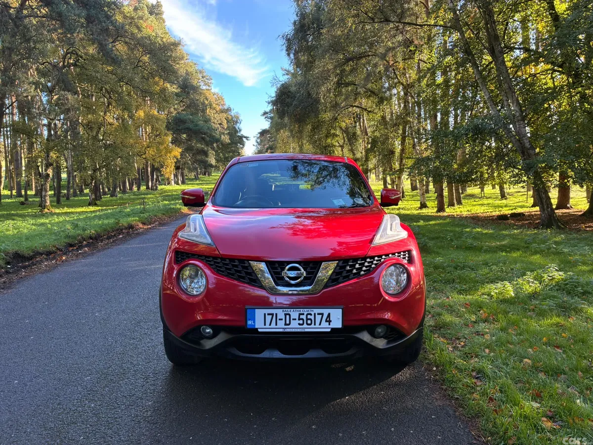 Nissan Juke SUV, Diesel, 2017, Red