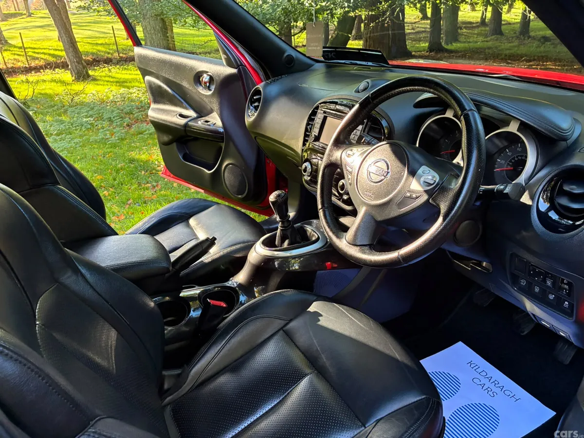 Nissan Juke SUV, Diesel, 2017, Red