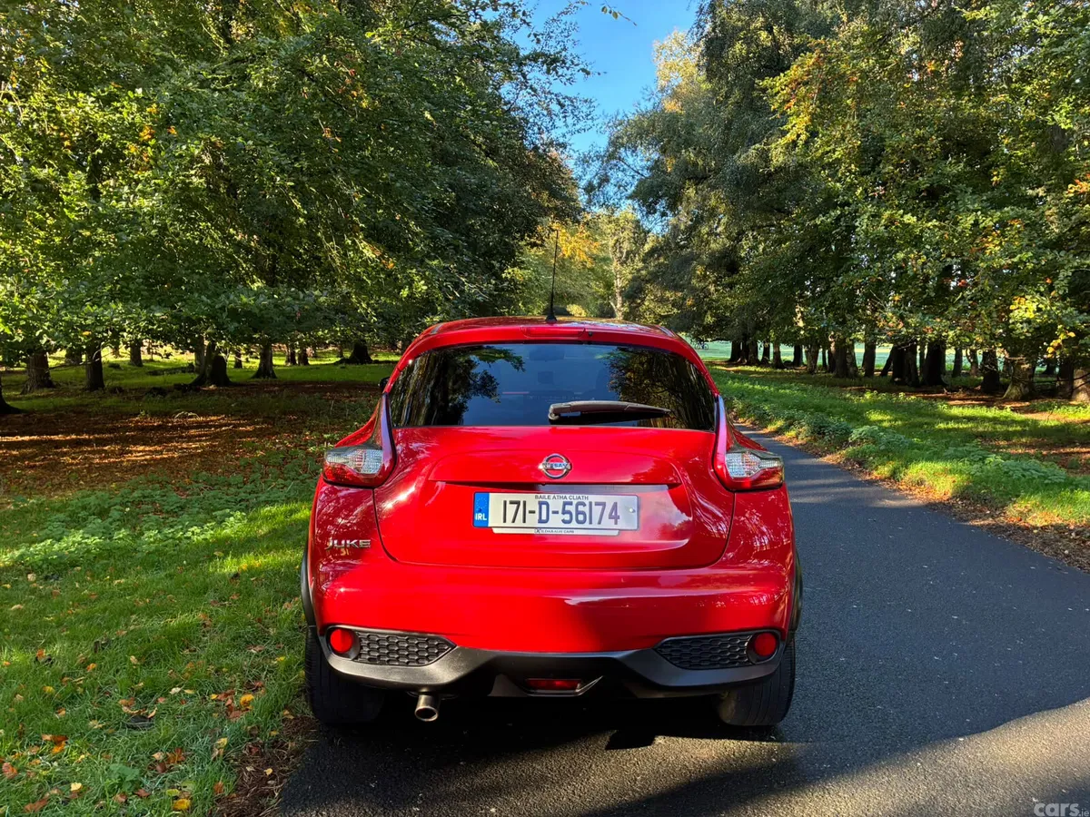 Nissan Juke SUV, Diesel, 2017, Red