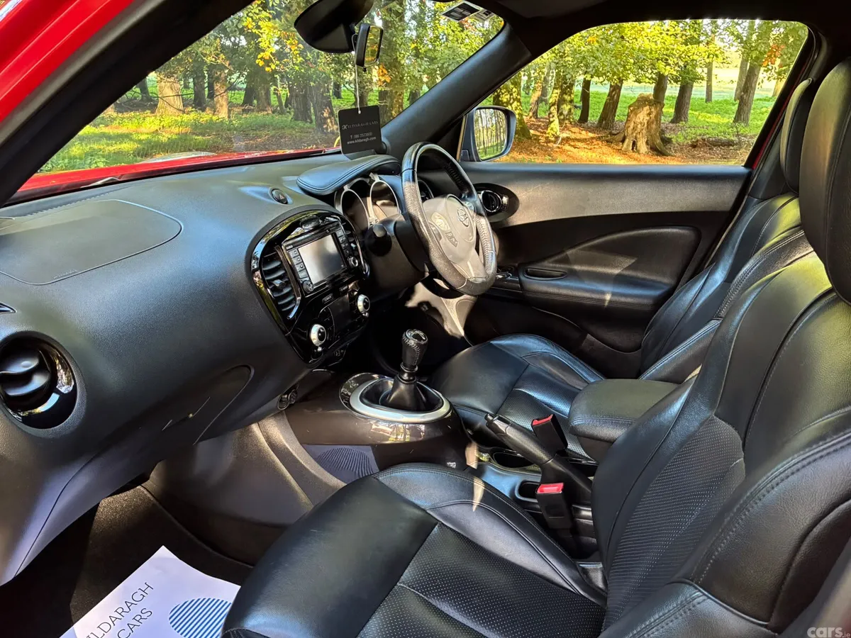 Nissan Juke SUV, Diesel, 2017, Red