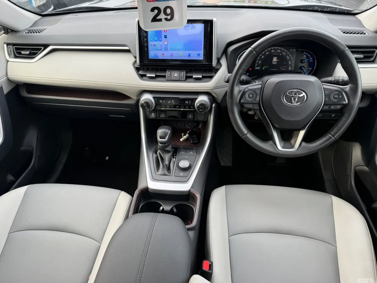 Toyota RAV4 SUV, Petrol Hybrid, 2019, Grey