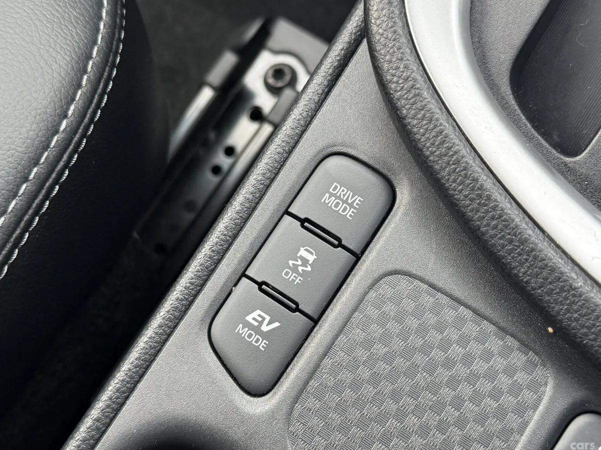 Toyota Yaris Cross SUV, Petrol Hybrid, 2023, Black