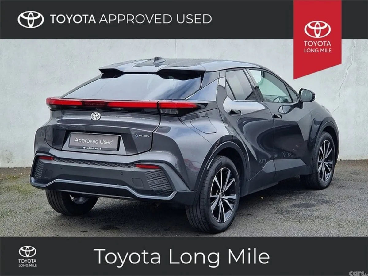 Toyota C-HR SUV, Petrol Hybrid, 2025, Grey