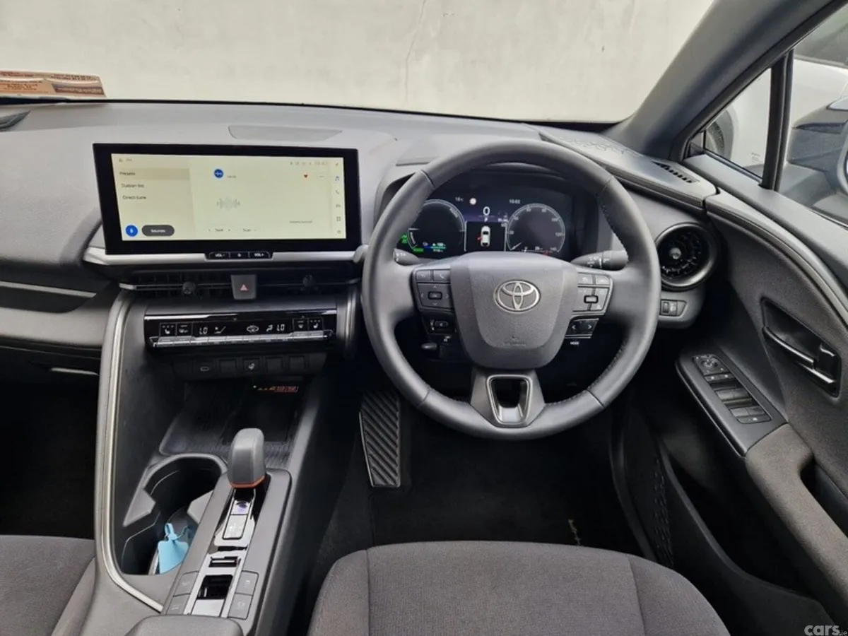 Toyota C-HR SUV, Petrol Hybrid, 2025, Grey