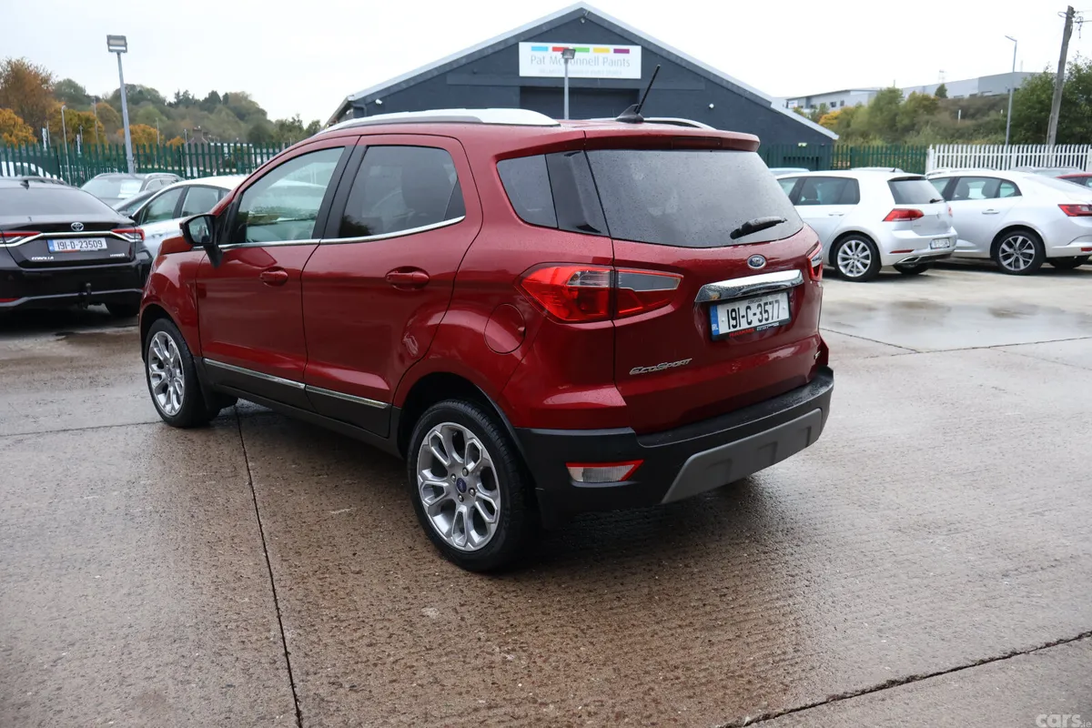 Ford EcoSport SUV, Petrol, 2019, Red