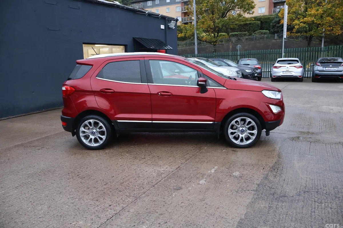 Ford EcoSport SUV, Petrol, 2019, Red