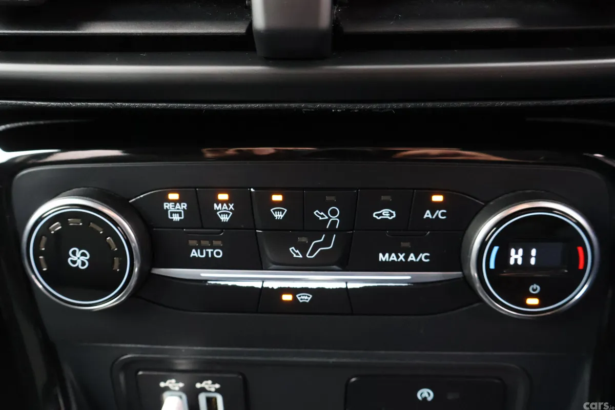 Ford EcoSport SUV, Petrol, 2019, Red