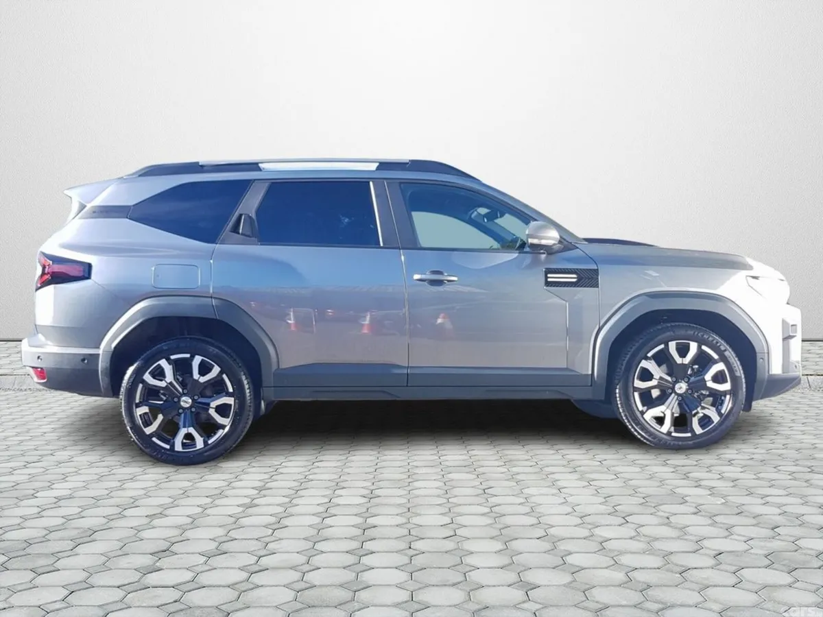 Dacia Bigster Hatchback, Petrol Hybrid, 2025, Grey
