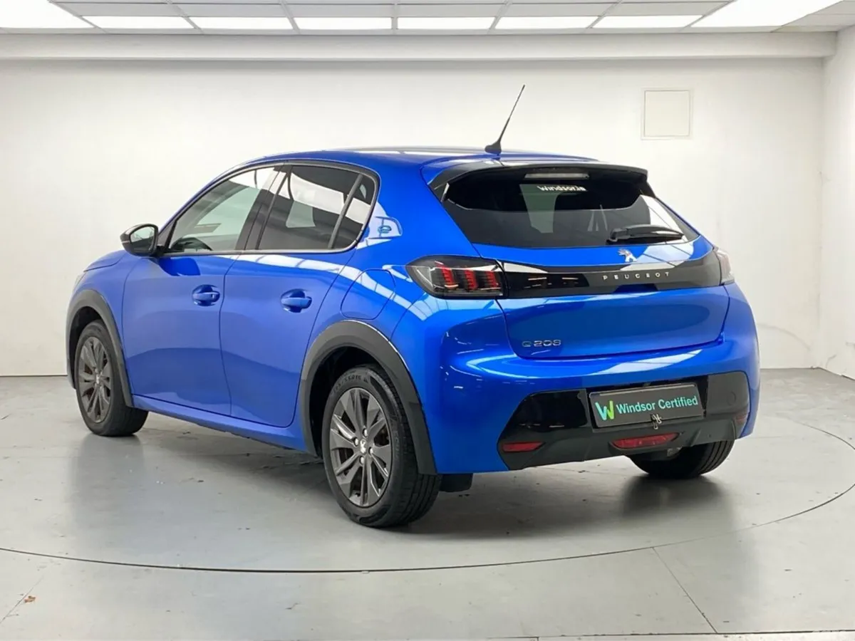 Peugeot 208 Hatchback, Electric, 2022, Blue