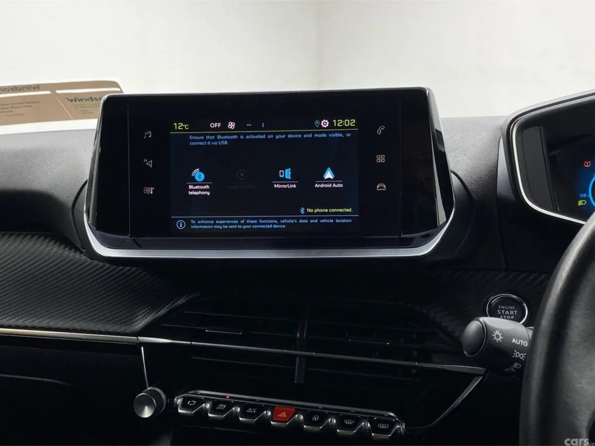 Peugeot 208 Hatchback, Electric, 2022, Blue