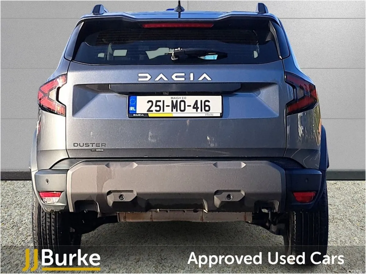 Dacia Duster SUV, Petrol Hybrid, 2025, Grey