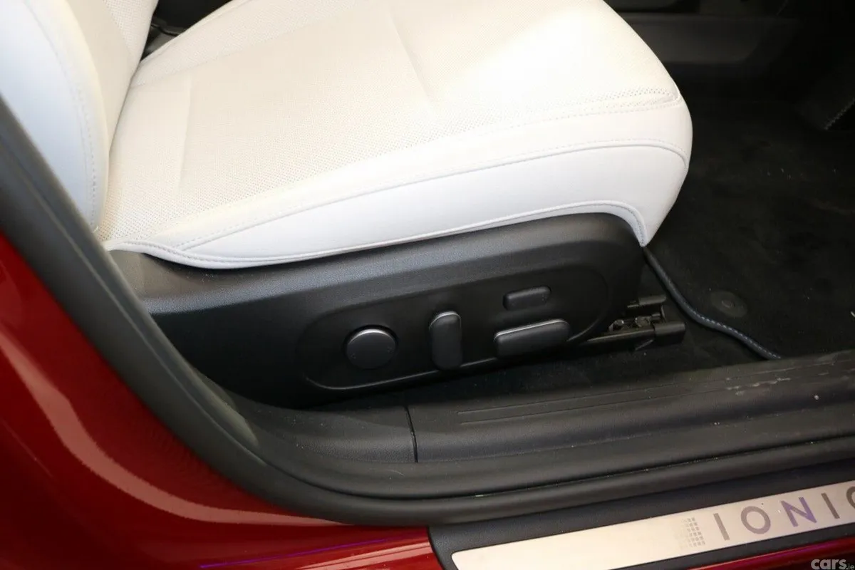 Hyundai IONIQ 6 Saloon, Electric, 2026, Red