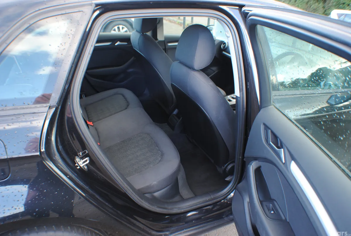 Audi A3 Hatchback, Diesel, 2014, Black
