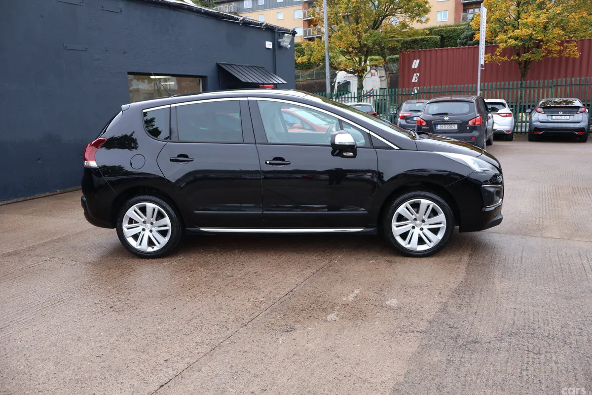 Peugeot 3008 SUV, Diesel, 2016, Black