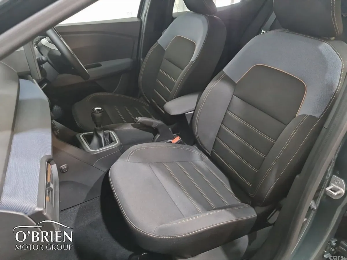 Dacia Sandero Stepway Hatchback, Petrol, 2026, Green