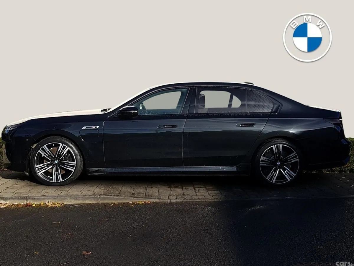 BMW 7-Series Saloon, Petrol Plug-in Hybrid, 2026, Black
