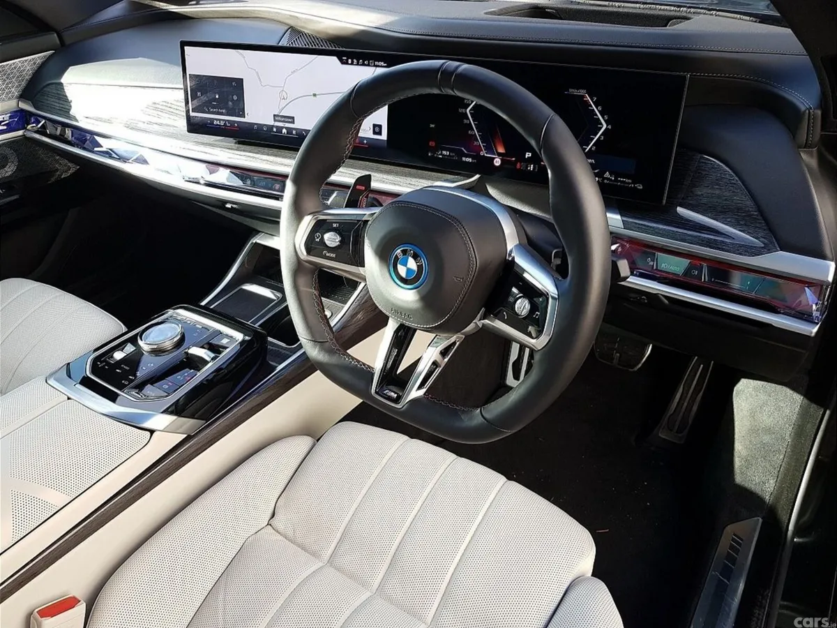BMW 7-Series Saloon, Petrol Plug-in Hybrid, 2026, Black