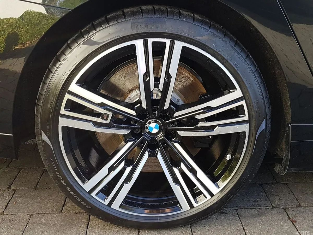 BMW 7-Series Saloon, Petrol Plug-in Hybrid, 2026, Black