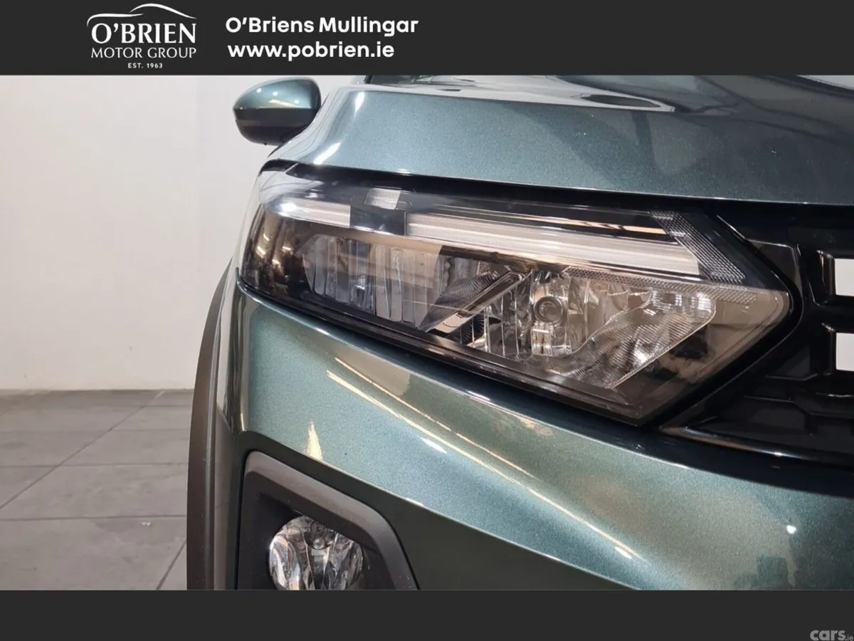 Dacia Sandero Stepway Hatchback, Petrol, 2026, Green
