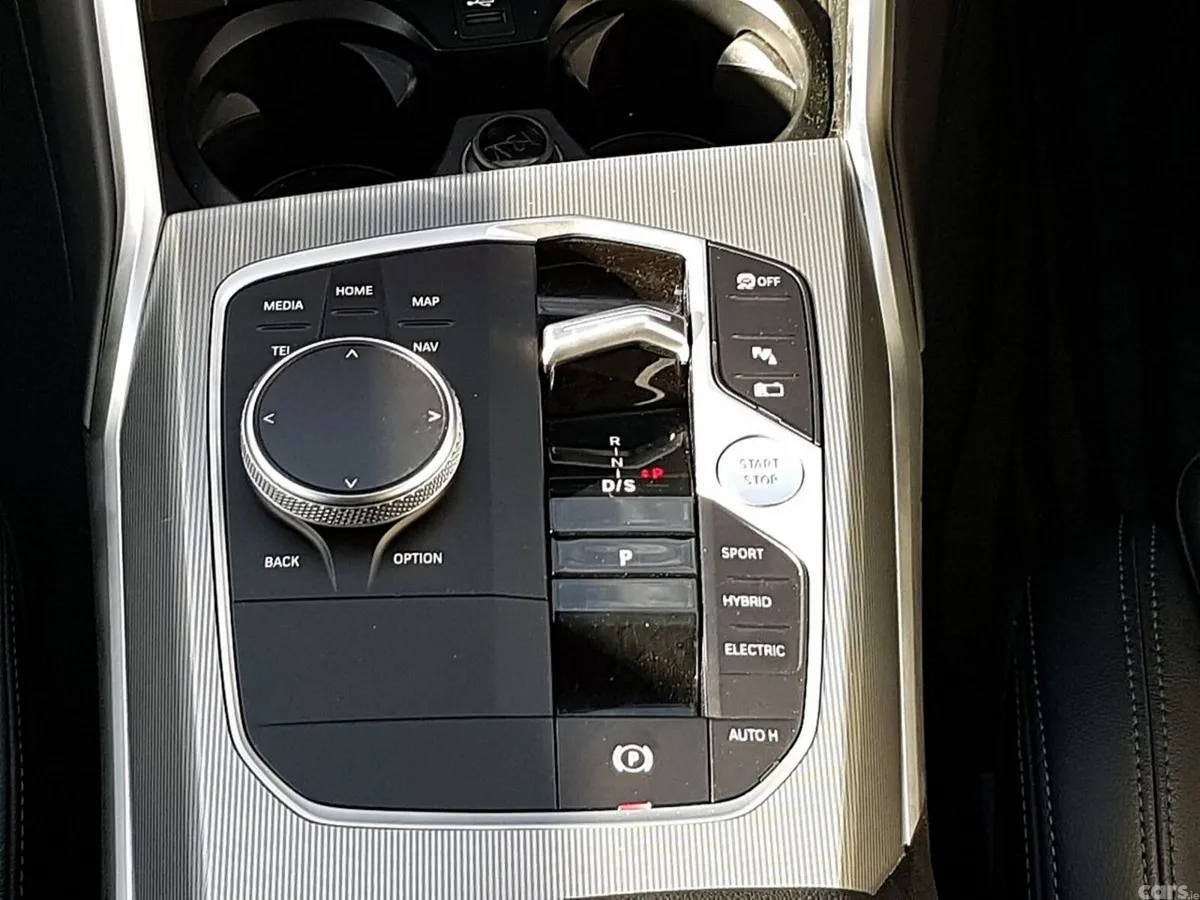 BMW 3-Series Saloon, Petrol Plug-in Hybrid, 2023, White