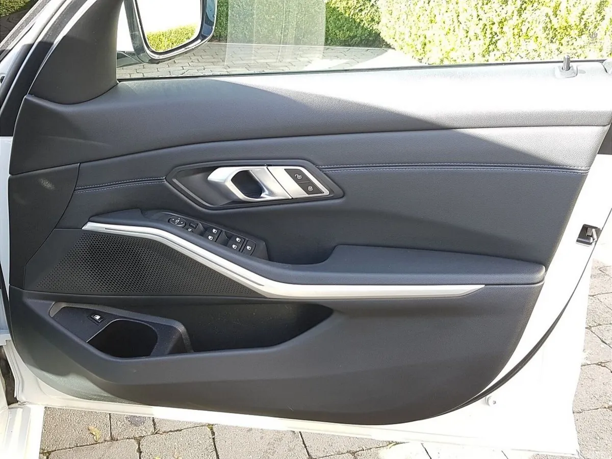 BMW 3-Series Saloon, Petrol Plug-in Hybrid, 2023, White