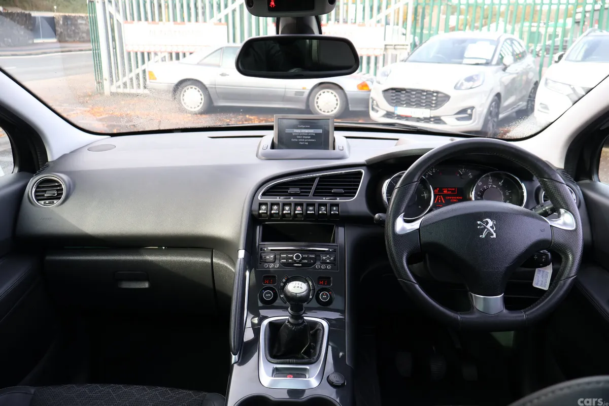 Peugeot 3008 SUV, Diesel, 2016, Black