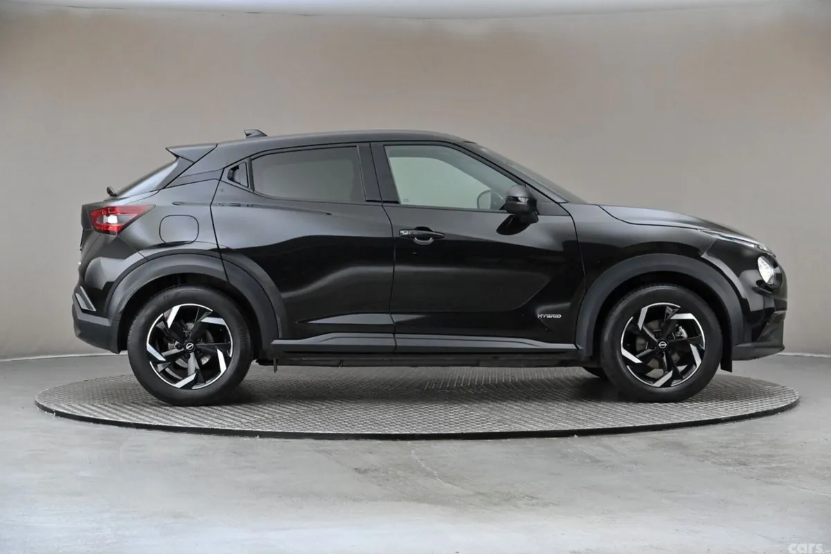 Nissan Juke SUV, Petrol Hybrid, 2024, Black