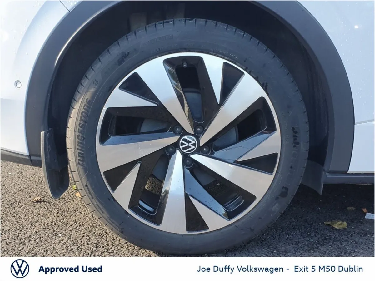 Volkswagen ID.5 Estate, Electric, 2024, White