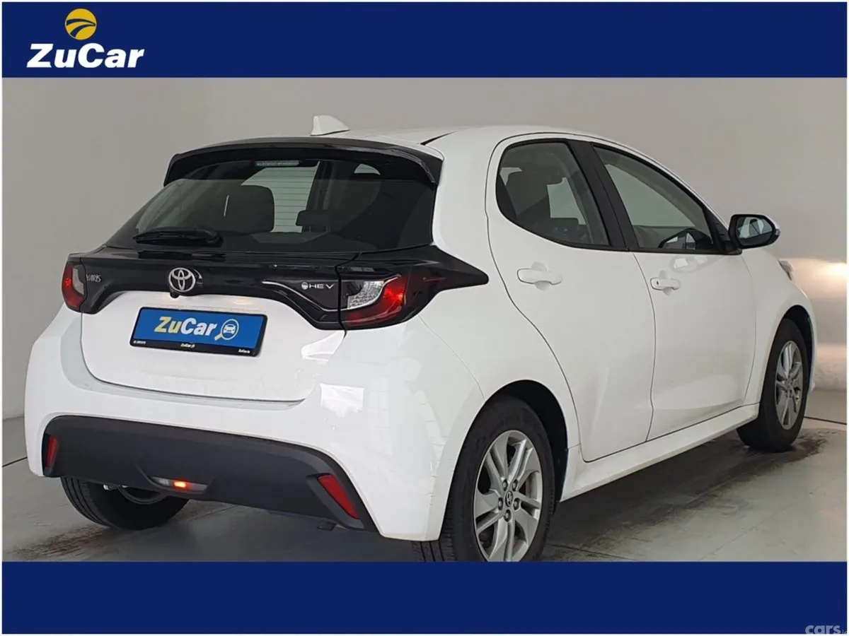 Toyota Yaris Hatchback, Petrol Hybrid, 2024, White