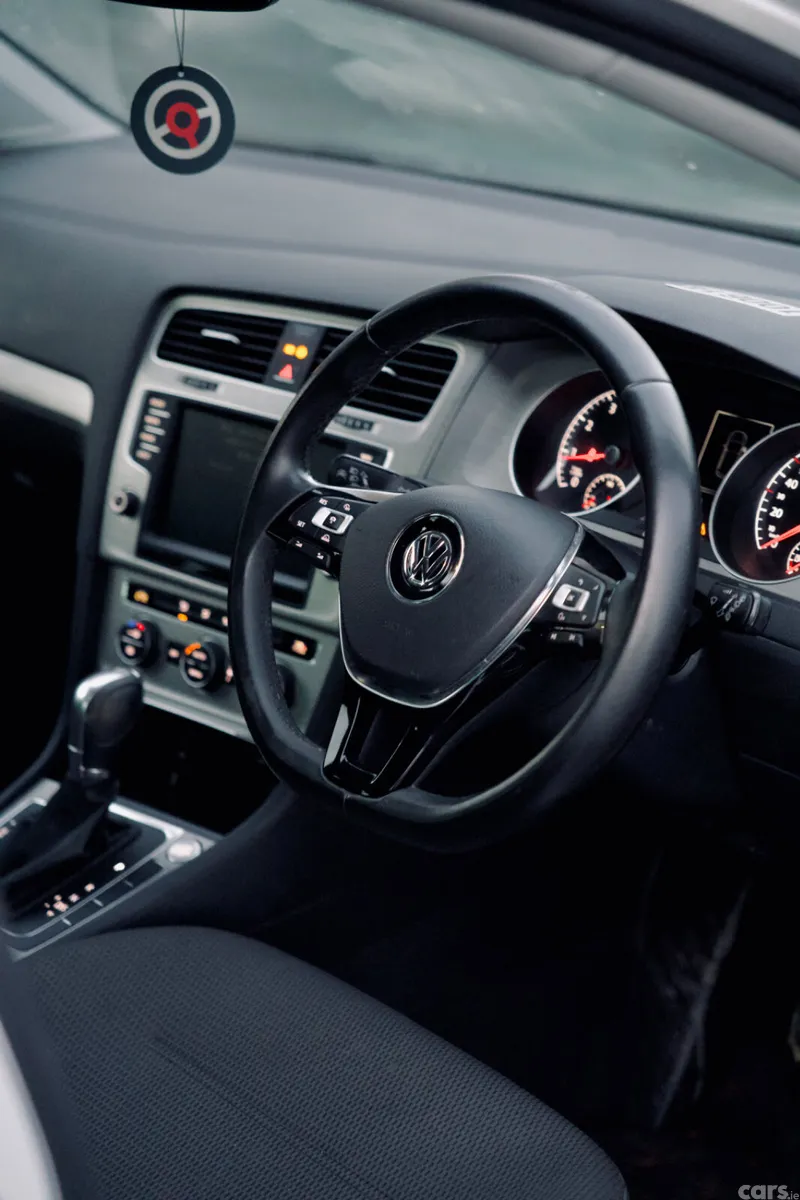 Volkswagen Golf Hatchback, Petrol, 2016, White